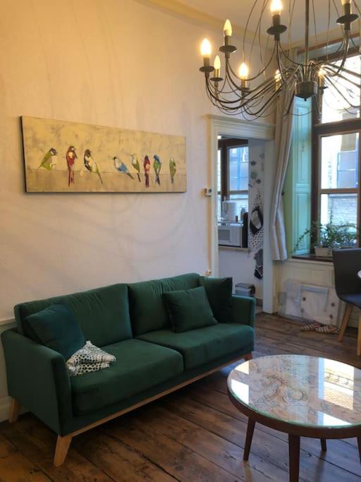 L'Omerade: Appartement De Charme Dans Une Maison Audomaroise Saint-Omer  Exteriör bild